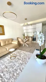 Eastlake Apartman - Image 1
