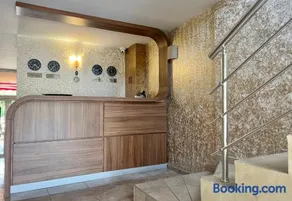 Family Hotel Kontesa - Image 4