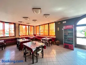 Hotel Battaglia - Image 2