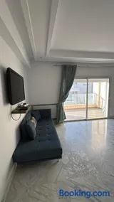 APPARTEMENT LUXUEUX ZONE TOURISTIQUE HAMMAMET NORD DERRIERE HOTEL LA BADIRA 200m de la plage - Image 2