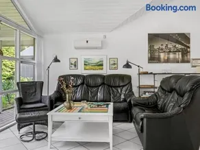 Holiday Home Neli - 850m to the fjord by Interhome - Image 2