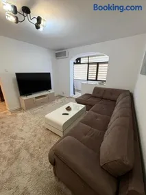Apartament modern central - Image 1