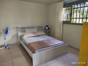 Casa espaçosa próxima ao centro - Image 4