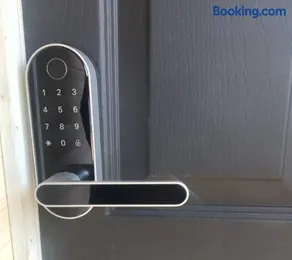 Guest House - Image 2