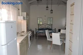 Elena Studio - Image 3
