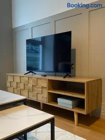 The Old Shop Apartment - Image 2