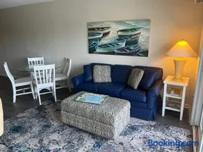 Summer Sands - 102 by Sea Scape Properties - Image 2