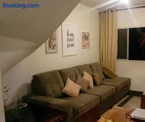Minha Casa, Seu Hostel - Image 1