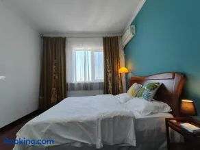 Central Street River View Apartment - Image 2