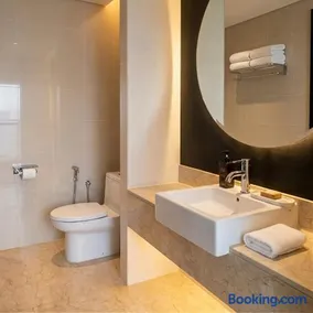 Golden Palm Tree King Suite, Sepang - Open Sea View - Image 2