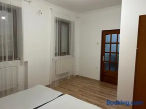 Debrecen Garden Apartman free parking air-conditioned - Image 2