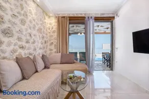 Goudis Suite Irida - Image 2