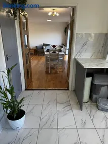 Spacious 3BR Home in Maidstone Sleeps 8 - Image 3