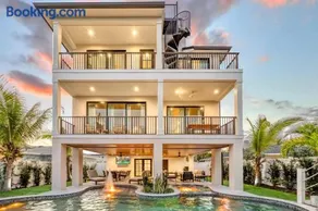 Lido Beach Palms - Image 3