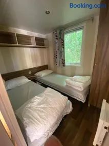 C&B Lodges - Image 3