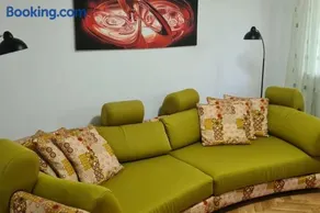 Apartament 3 camere, doua bai integral pentru familie sau grup - Image 1