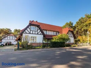 Altes Lotsenhaus Thiessow - Image 1