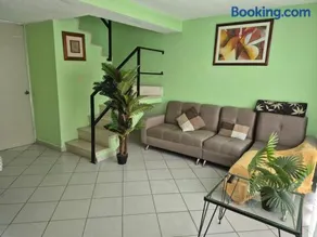 Casa de los Sauces - Image 1