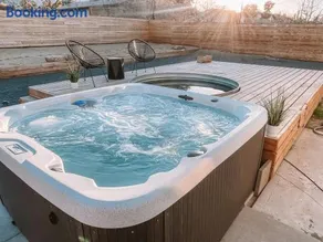 7 Mins to Joshua Tree Park, Hot Tub · Sunset Jewel - Image 4
