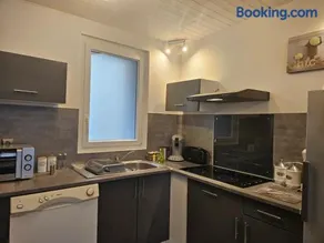 Maison de village 6 à 8 personnes - Image 1