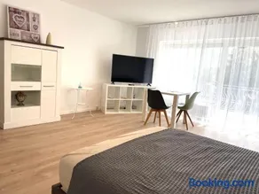 Weststadt Apartment - Image 3