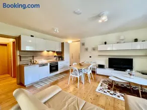 2 Bedroom Ski in Ski Out - Image 3