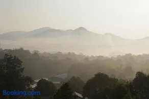 Villa with Titiwangsa Hill View - Image 2