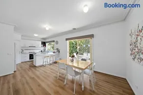Quiet & Spacious Family-friendly 3BR 2Bath Home - Image 2