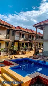 Victoria Breeze Apartments - Image 4