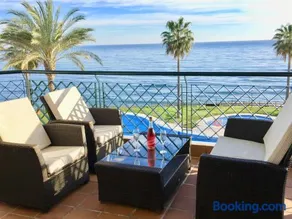 MI CAPRICHO B16 Beachfront Apartment - Image 1
