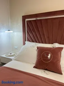 La Romantique Rooms and Apartments TROPEA - Image 5
