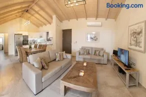 Euphoria Retreat - Image 2