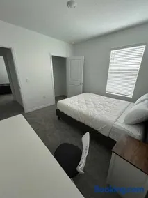 750 per month room for rent - Image 2