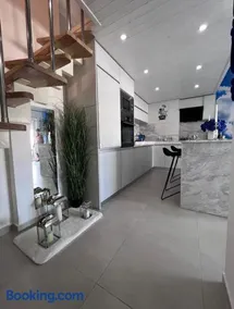 Paradise Luxury Apartment - Image 4