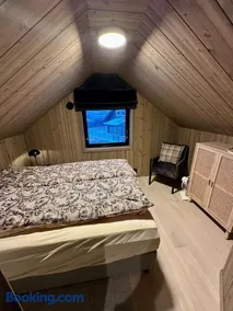 Cabin with sea view - Image 3
