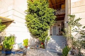 Valtaki Holiday Home - Image 4