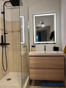 Joli Appart / Parking / CLIM / WIFI - Image 3
