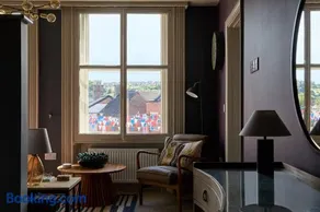 Machine Inn - Image 1