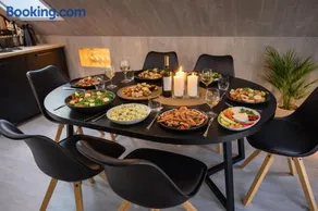 Stunning 3-Bedroom Apartment at Feda Waterfront - Image 3