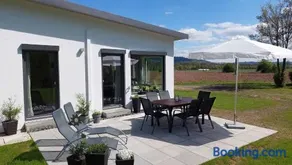 Attraente casa totalmente attrezzata con griglia e terrazza | Adatta per il telelavoro - Image 1