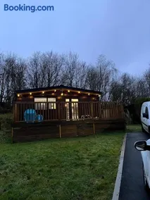 The Cherries - Caer beris holiday park 2 bedroom lodge - No commercial vehicles allowed on site - Image 2