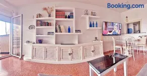 Apartamento Roquetas de Mar Urbanización, 2 dormitorios, Gran Terraza con vista al mar, wi-fi, parking y piscina - Image 2