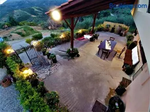 Thymes traditional house - Image 2
