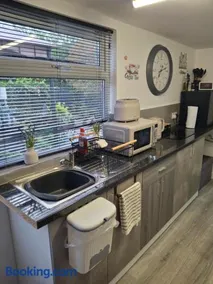Nett'Als Lodge Studio Apartment - Image 5