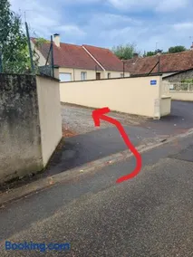 Chez Jo - Image 1