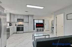 Updated 4 bedroom home in Oragnefield - Image 2