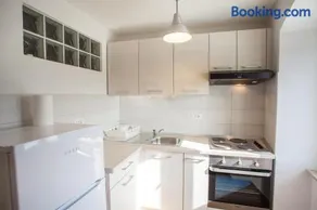 Apartment Pogled na luku - Image 4