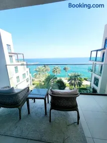 Apartments with three bedrooms at address hotel - Image 4
