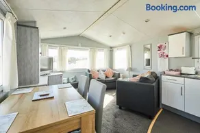 Host & Stay - Joshua's Haven - Image 2