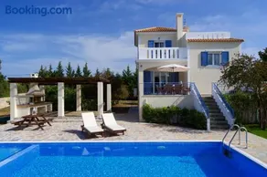 Eglina Villa's - Image 1